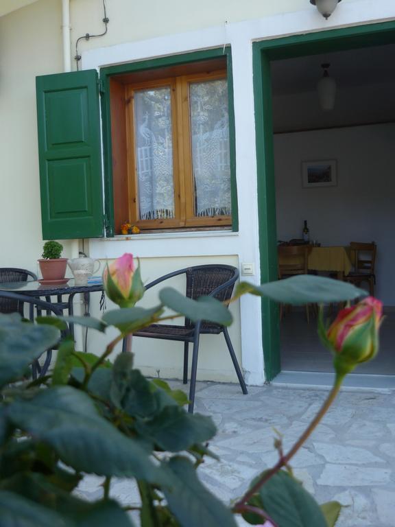 Villa Milia Áyios Nikítas Esterno foto